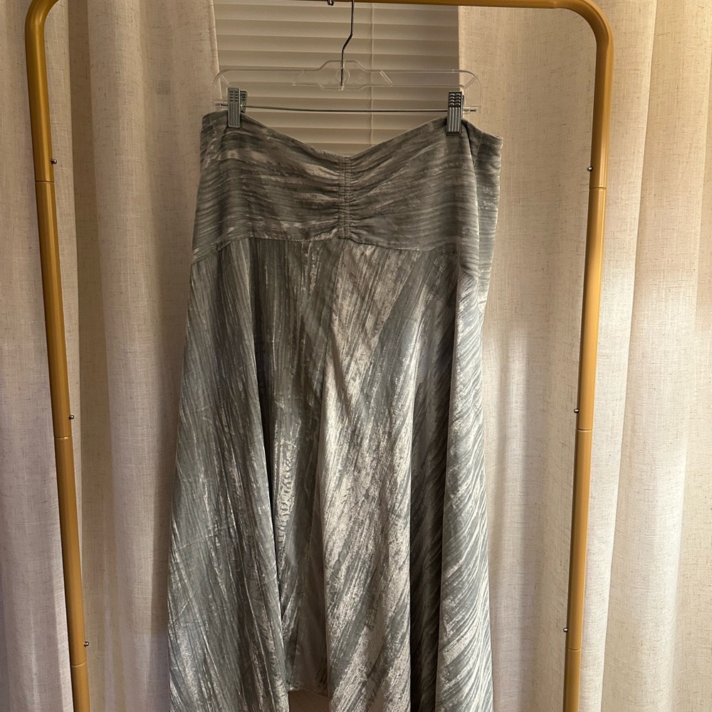 Vince Shimmering Silver A-Line Skirt